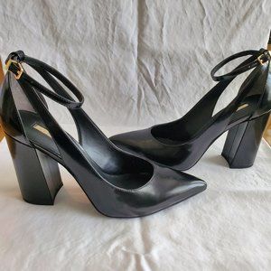 Guess Braya Pump Black Size 10